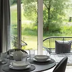 Holiday home Hill & Chill - Nowoczesne Stodoly Ze Strefa Spa, Balia, Sauna