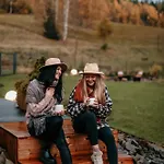 Holiday home Hill & Chill - Nowoczesne Stodoly Ze Strefa Spa, Balia, Sauna