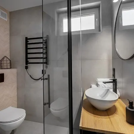 Hill & Chill - Nowoczesne Stodoly Ze Strefa Spa, Balia, Sauna * 库多瓦-兹德鲁伊