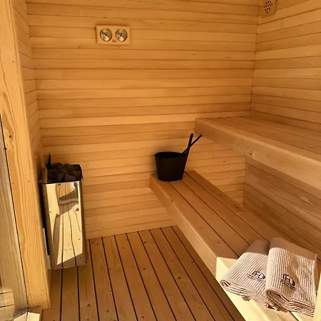 Hill & Chill - Nowoczesne Stodoly Ze Strefa Spa, Balia, Sauna 度假居 *