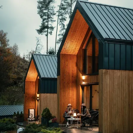 Hill & Chill - Nowoczesne Stodoly Ze Strefa Spa, Balia, Sauna 펜션 쿠도바-즈루이