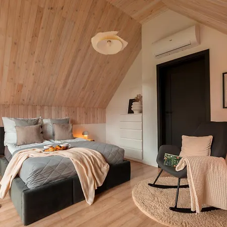 Hill & Chill - Nowoczesne Stodoly Ze Strefa Spa, Balia, Sauna 펜션