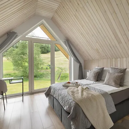 Semesterbostad Hill & Chill - Nowoczesne Stodoly Ze Strefa Spa, Balia, Sauna Kudowa-Zdrój