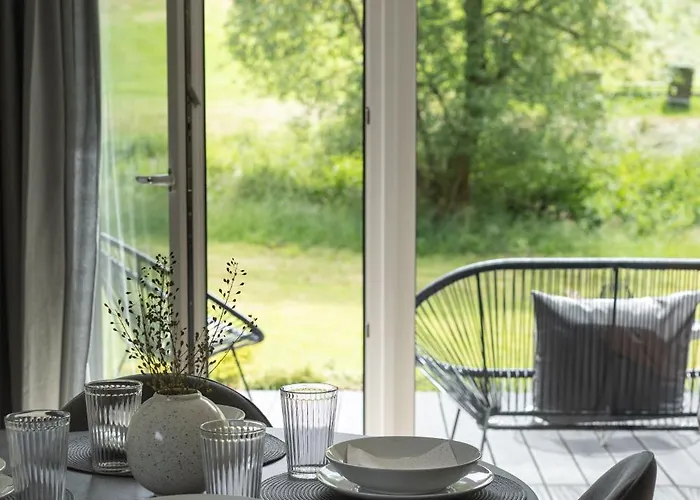 Holiday home Hill & Chill - Nowoczesne Stodoly Ze Strefa Spa, Balia, Sauna